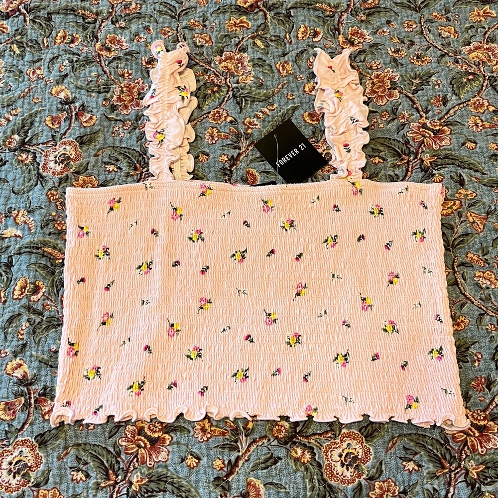 Forever 21 Light Pink Floral Scrunch Crop Top Tank Top NWT